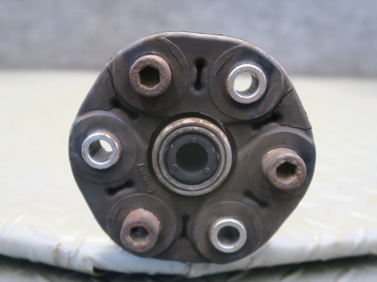 2002-2005 Porsche 911 Carrera 996 AWD M/T Drive Shaft Driveshaft Propeller