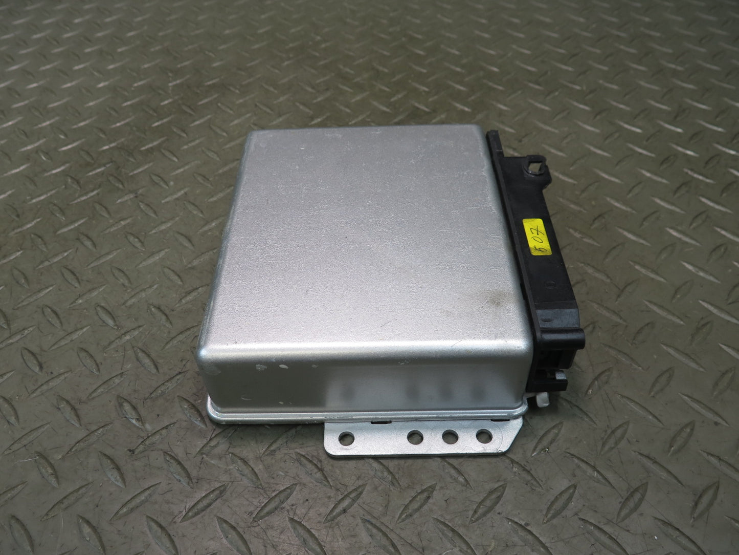 1987 Porsche 928 S4 5.0L M28.42 ECU ECM Engine Control Module Unit