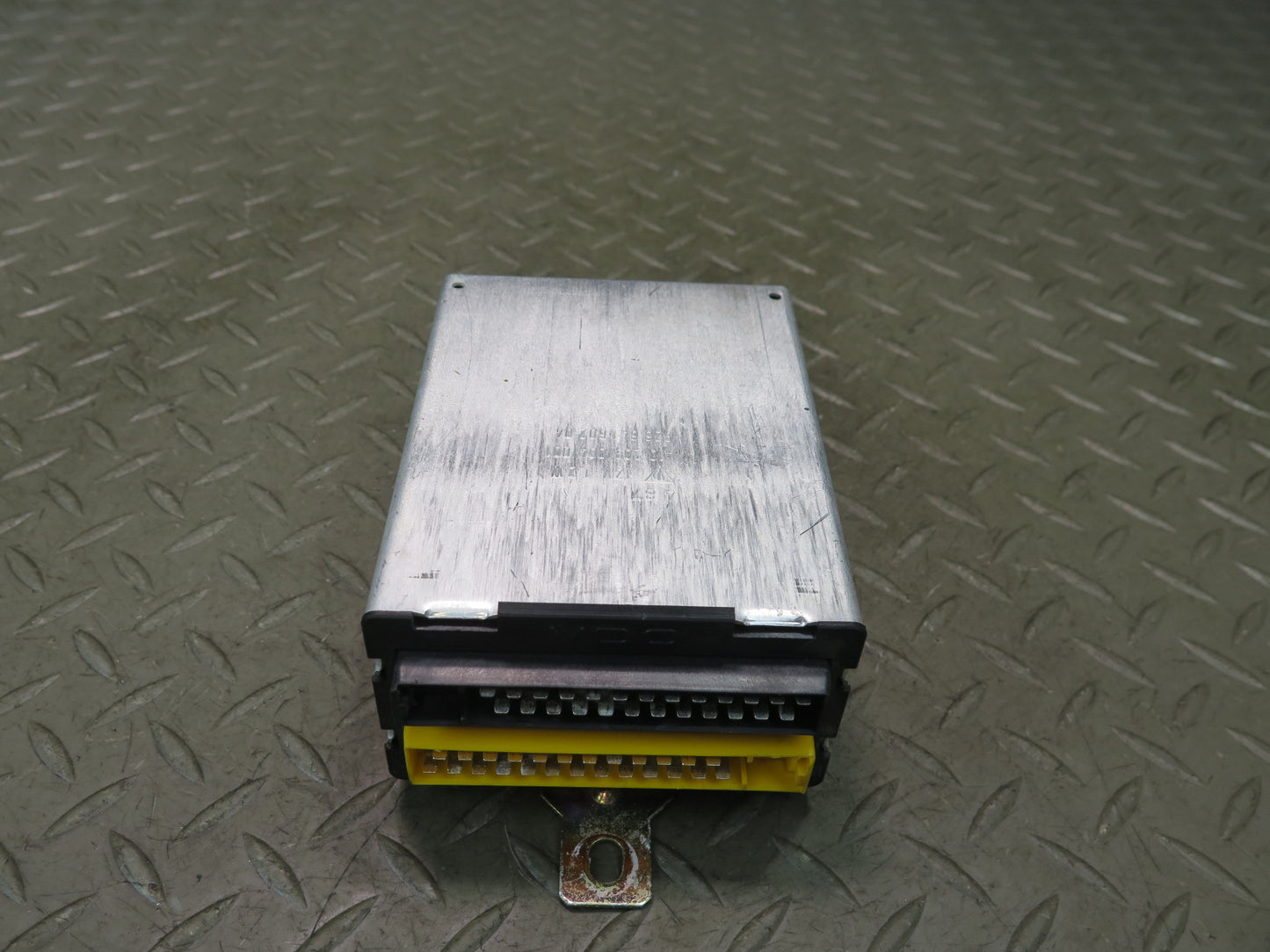 1984-1991 Porsche 928 S4 Central Locking Control Module Indicator Unit