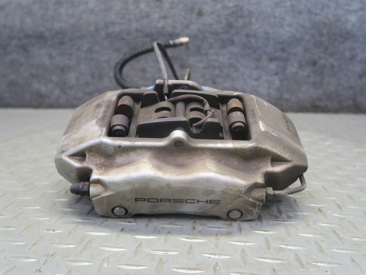 00-05 Porsche 911 996 Carrera 4 AWD Front Left Right Brembo Brake Caliper Set