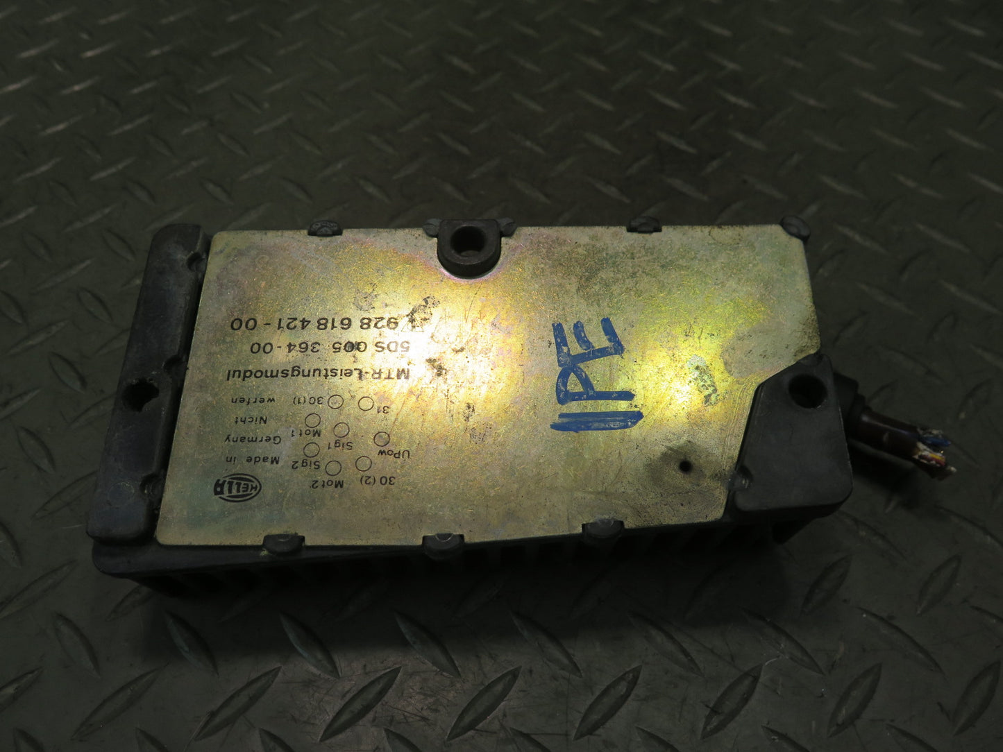 1987-1991 Porsche 928 S4 Radiator Cooling Fan Output Amplifier 92861842100
