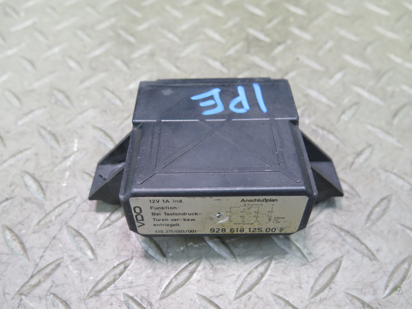 1984-1991 Porsche 928 S4 VDO Central Locking Control Module