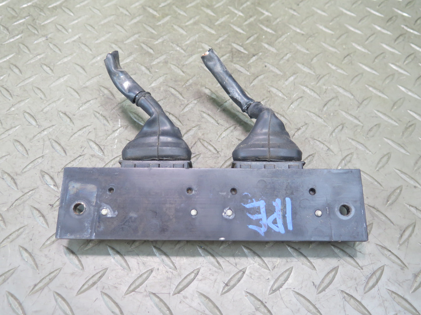 1987-1991 Porsche 928 S4 Engine Ignition Control Module Pair Assembly Bosch
