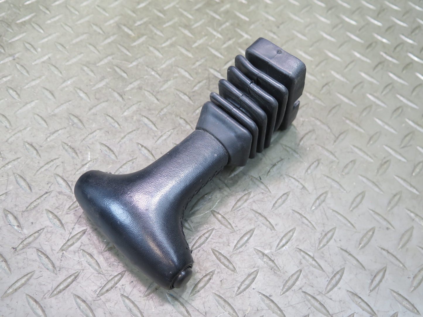 1987-1991 Porsche 928 S4 Automatic Transmission Shifter Shift Knob Rubber Boot