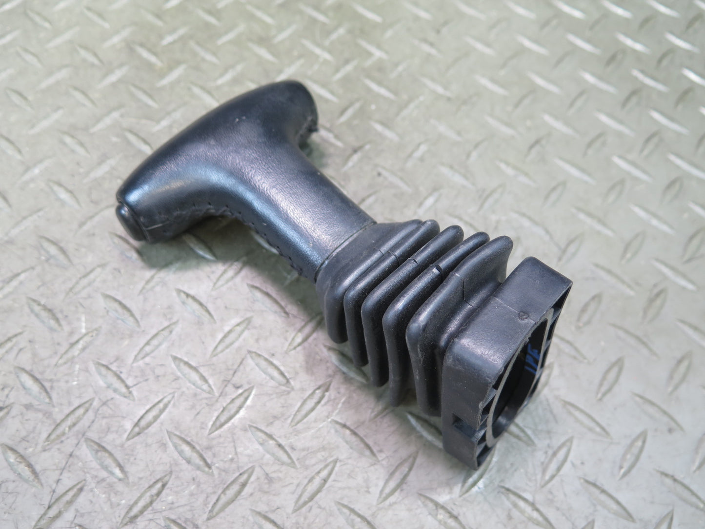 1987-1991 Porsche 928 S4 Automatic Transmission Shifter Shift Knob Rubber Boot