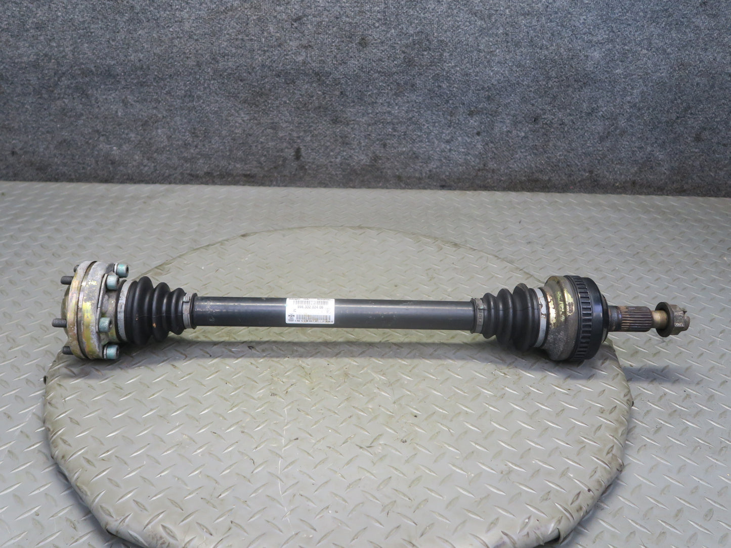 1999-2005 Porsche 911 996 Rear Left or Right Suspension Axle Shaft  99633202406