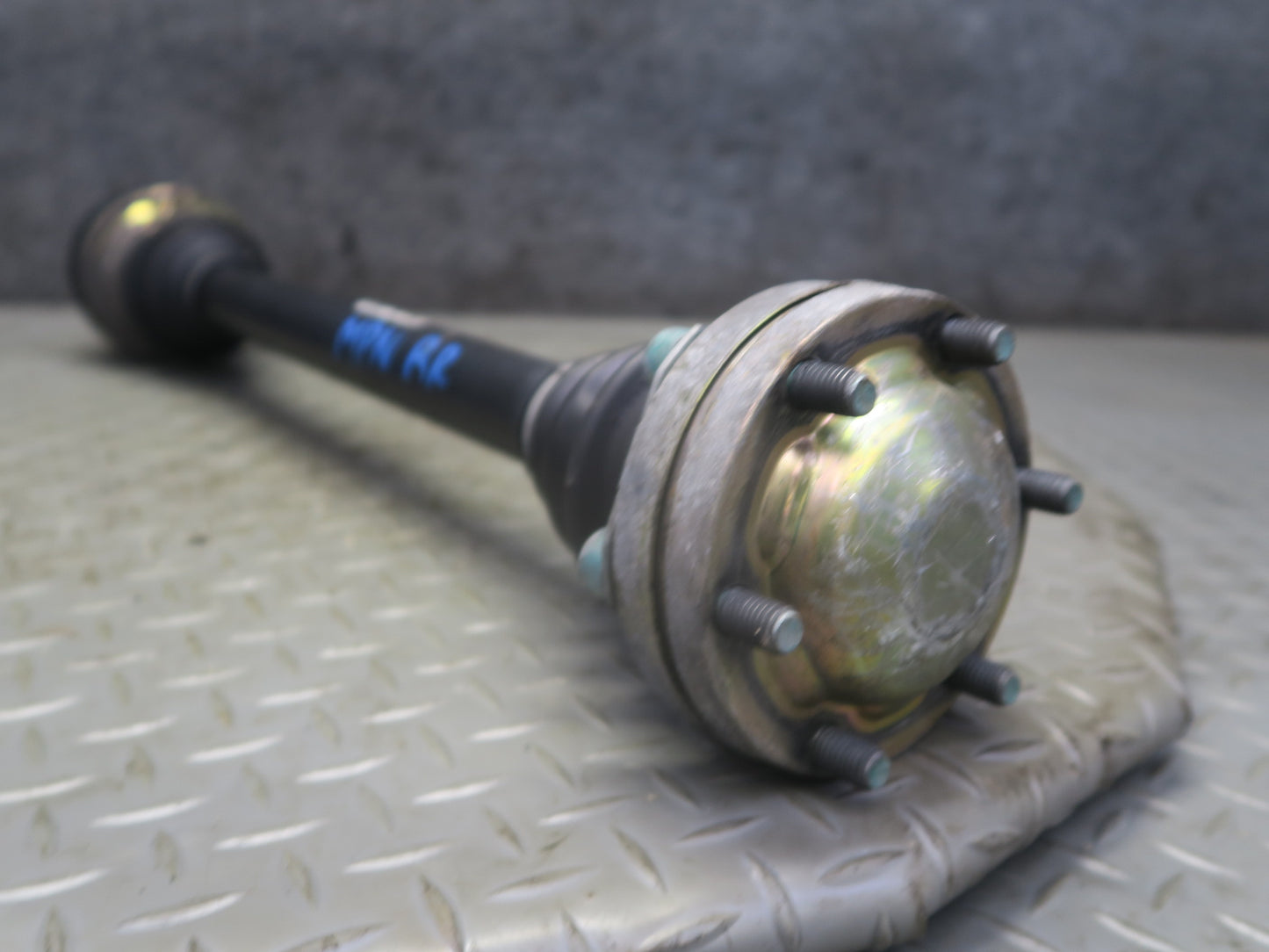 1999-2005 Porsche 911 996 Rear Left or Right Suspension Axle Shaft  99633202406