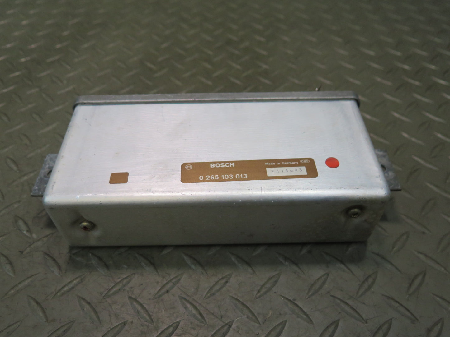 1986-1987 Porsche 928 S4 ABS Anti Lock Brake System Control Module Unit