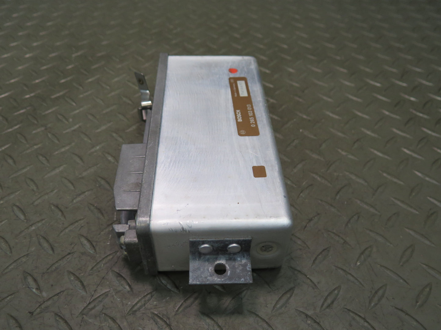 1986-1987 Porsche 928 S4 ABS Anti Lock Brake System Control Module Unit