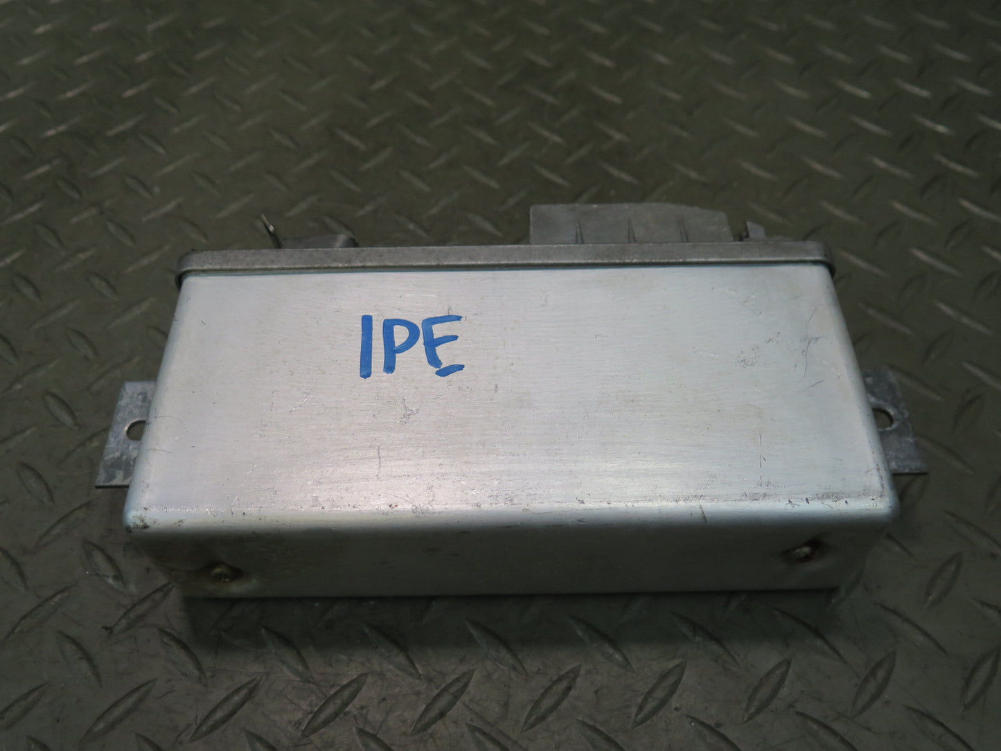 1986-1987 Porsche 928 S4 ABS Anti Lock Brake System Control Module Unit
