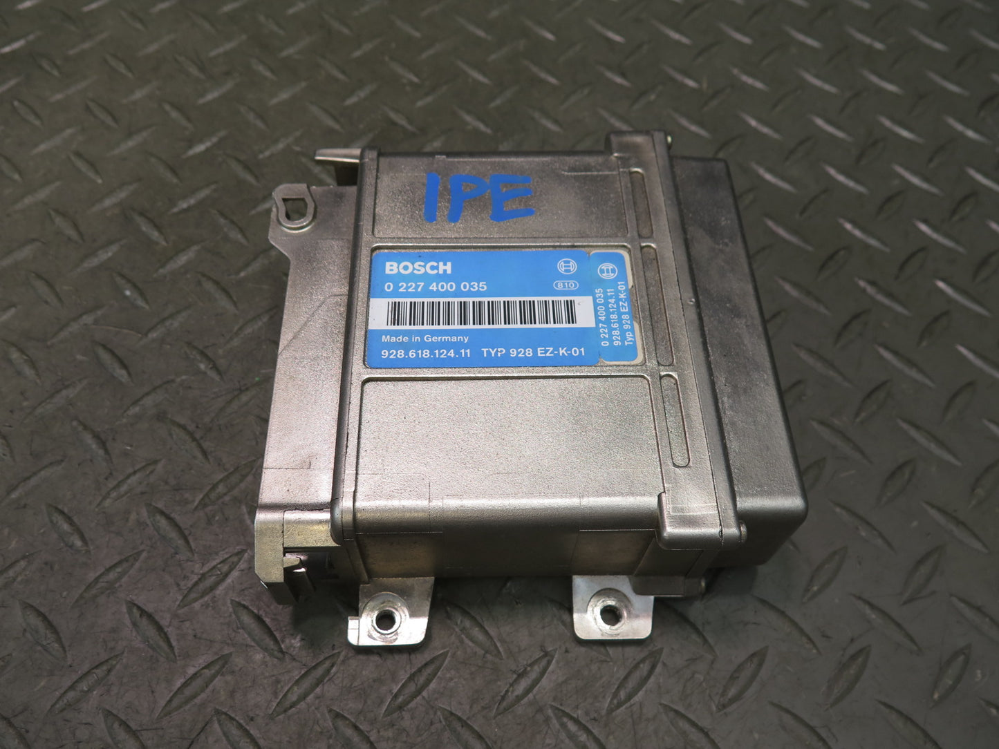 1987 Porsche 928 S4 Engine Ignition Control Module Unit 92861812411