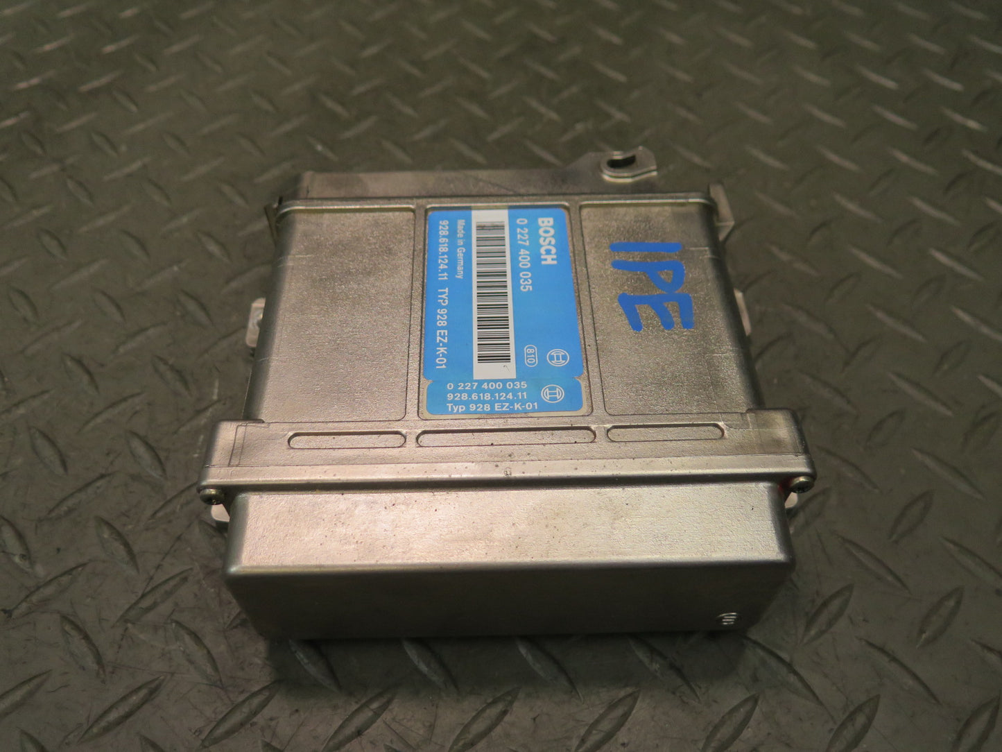 1987 Porsche 928 S4 Engine Ignition Control Module Unit 92861812411