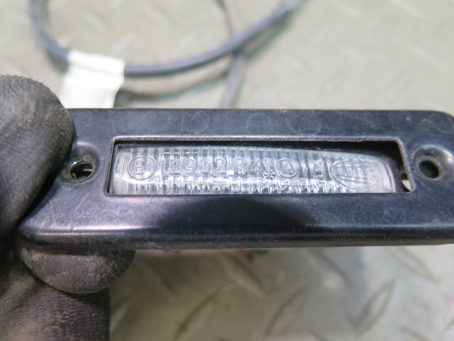 1987-1991 Porsche 928 S4 Rear Left & Right License Plate Light Lamp Set of 2