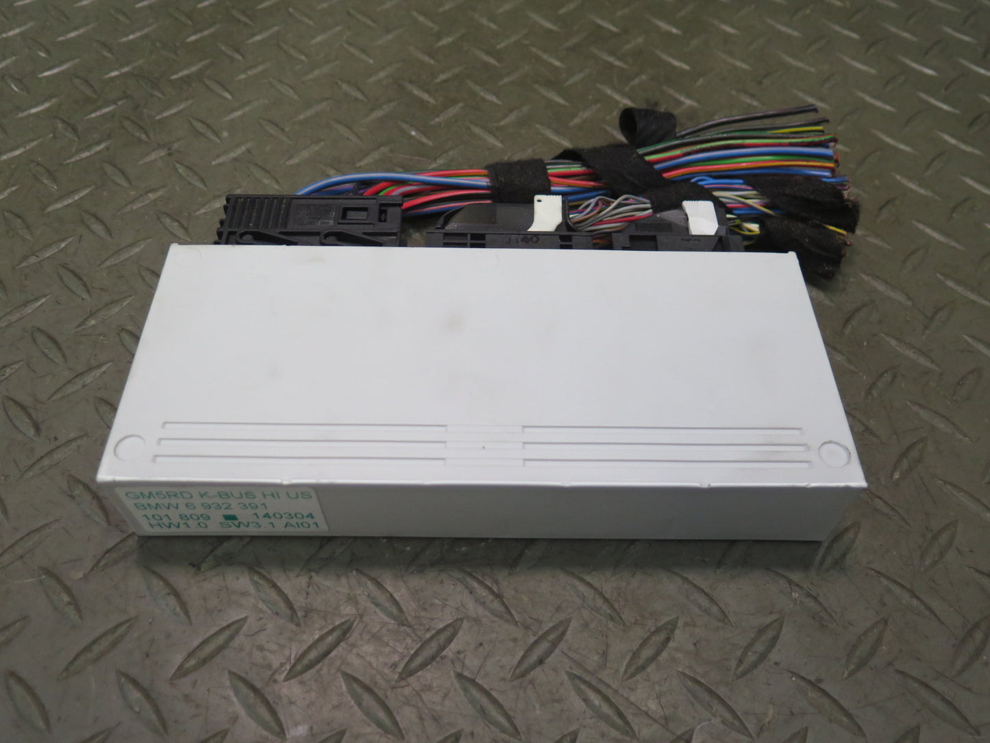 01-06 BMW E46 330ci BCM Body Control Module Unit 6932391 OEM
