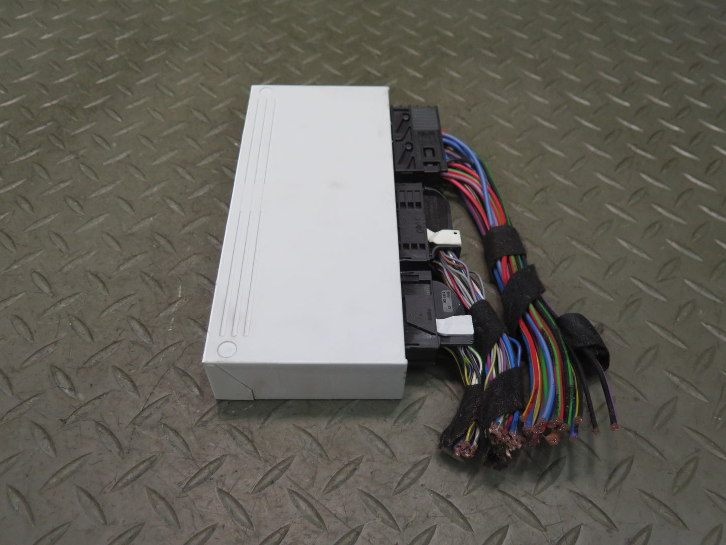 01-06 BMW E46 330ci BCM Body Control Module Unit 6932391 OEM
