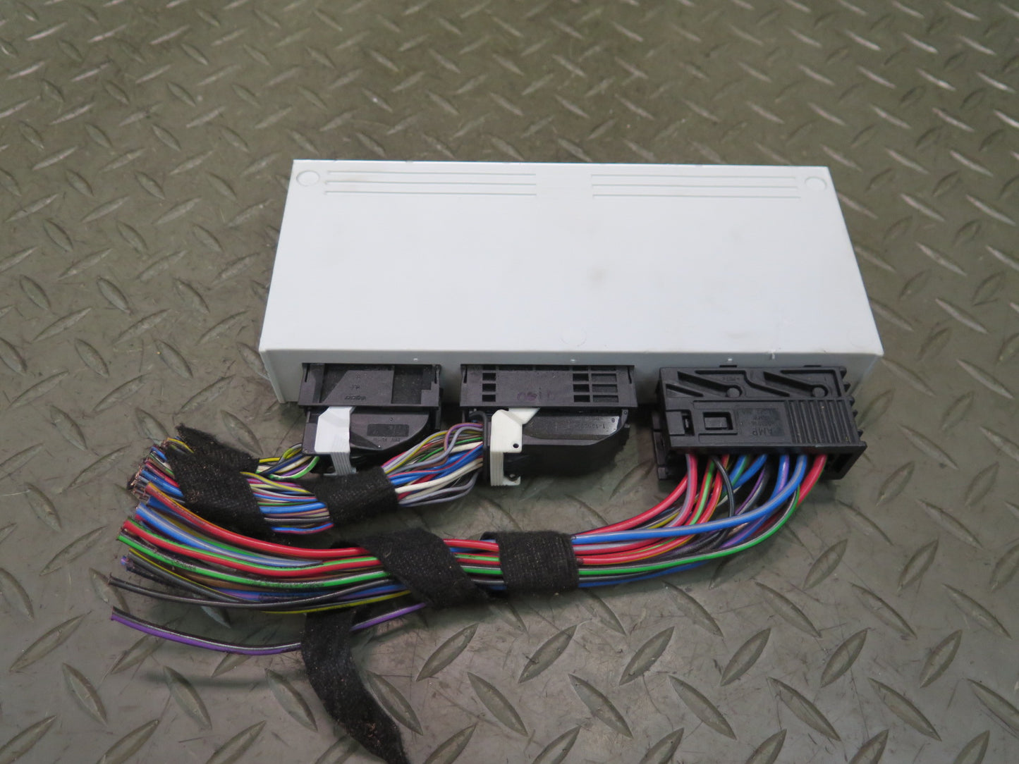 01-06 BMW E46 330ci BCM Body Control Module Unit 6932391 OEM