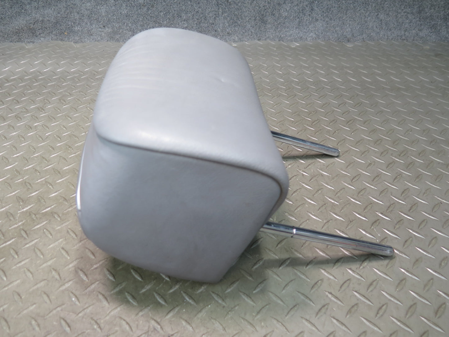 01-06 BMW E46 330CI Convertible Rear Left & Right Leather Headrest Gray OEM