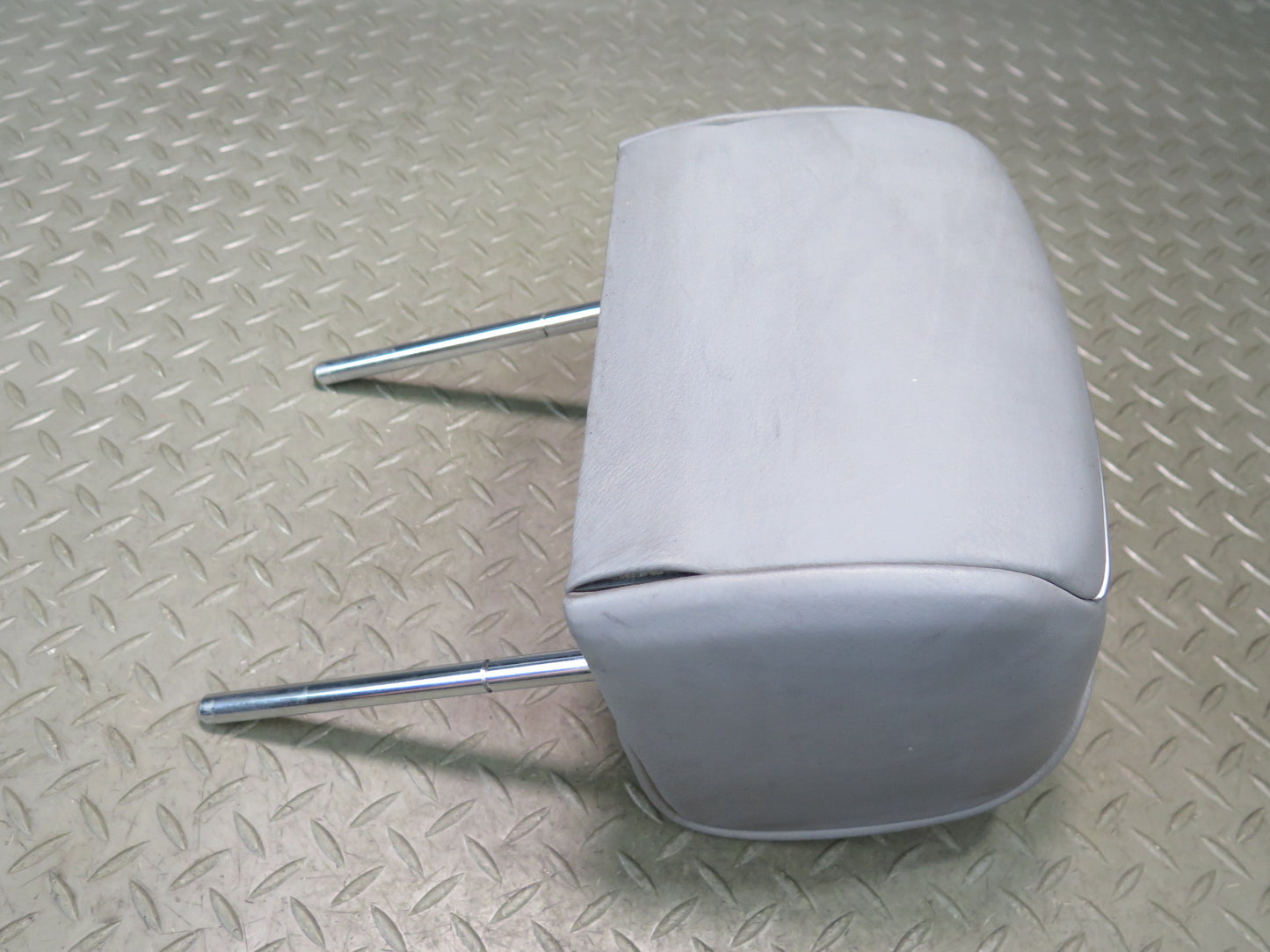 01-06 BMW E46 330CI Convertible Rear Left & Right Leather Headrest Gray OEM