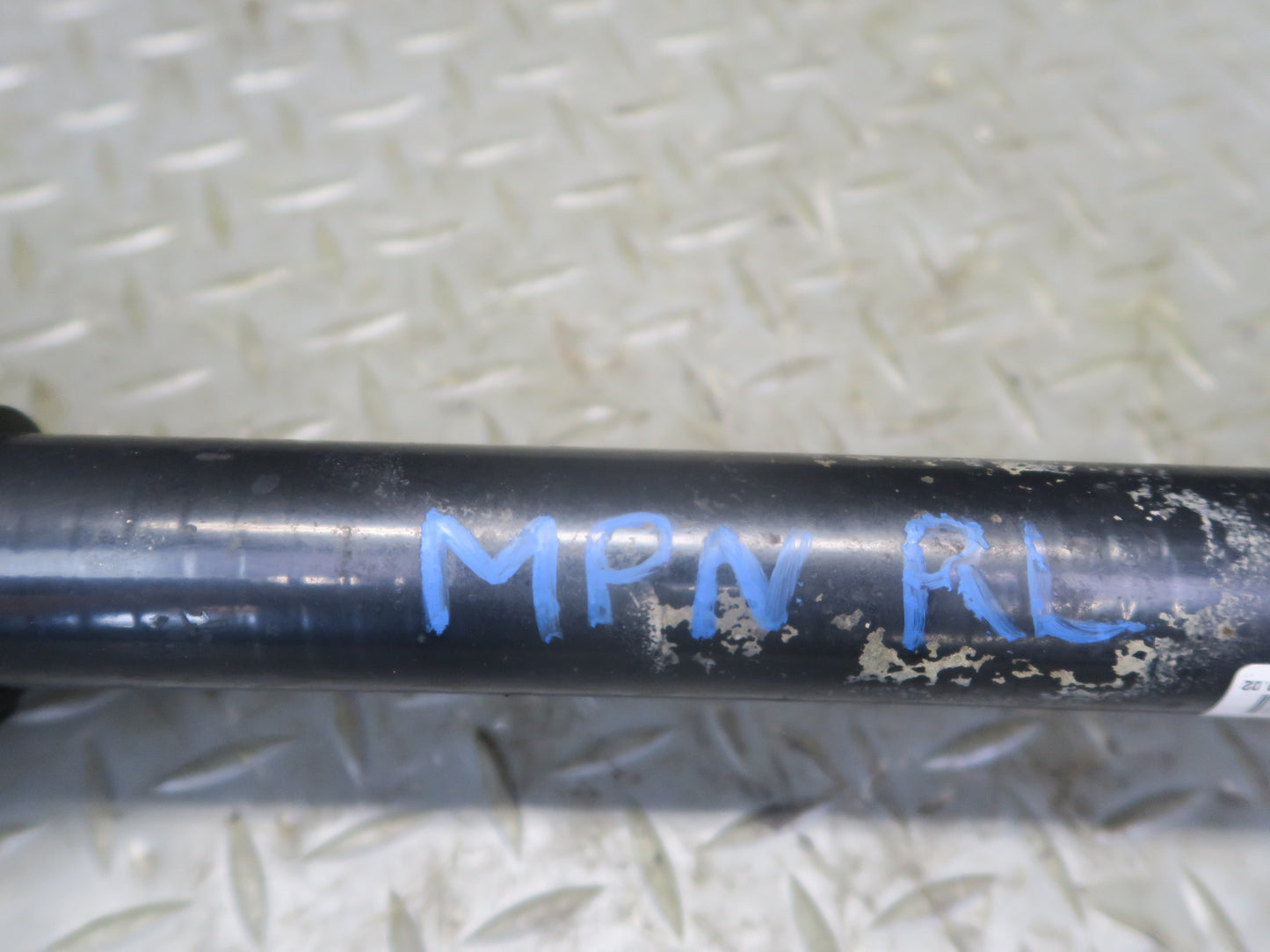 1999-2005 Porsche 911 996 Rear Left or Right Suspension Axle Shaft  99633202406