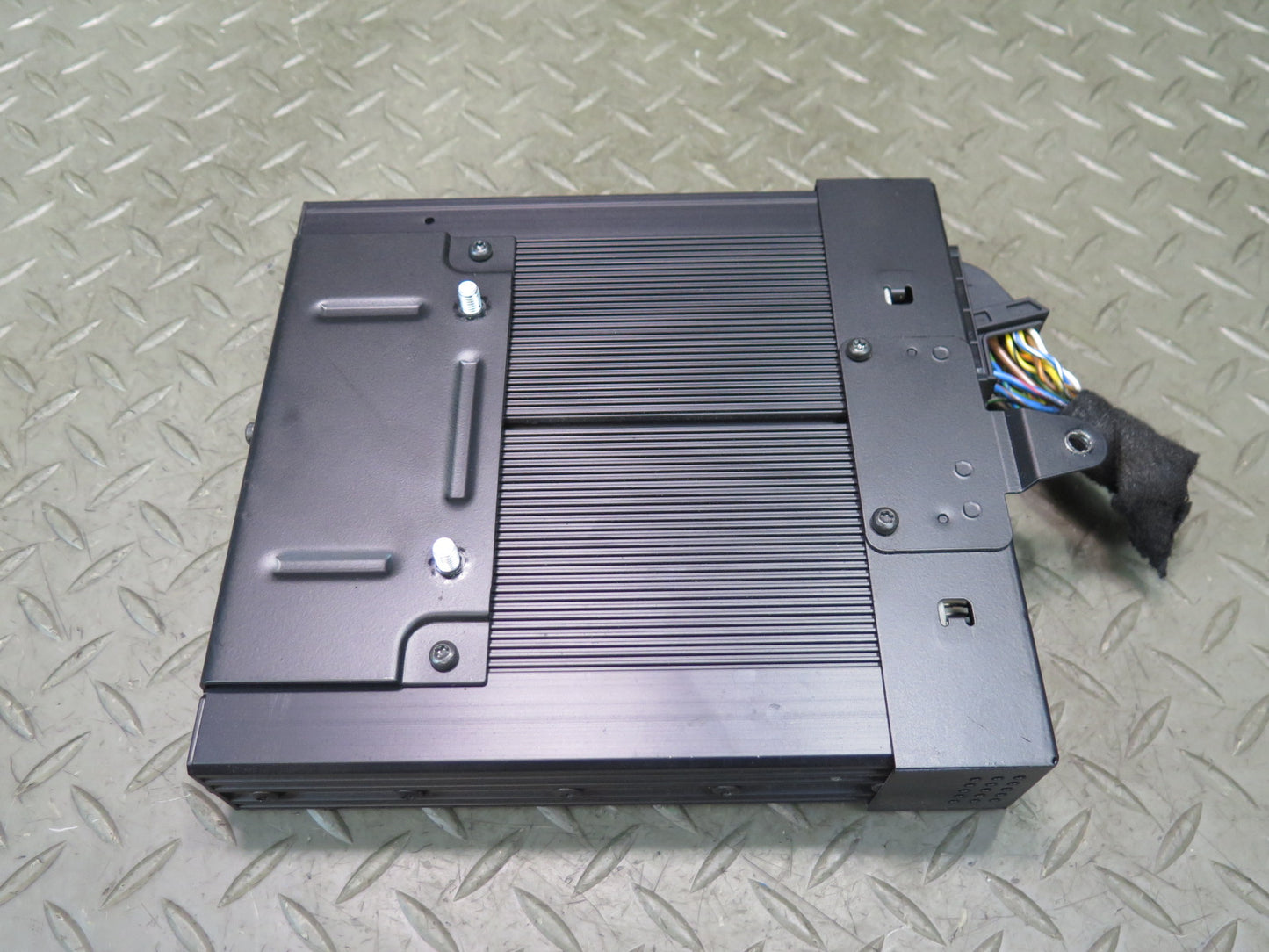 01-06 BMW E46 330ci Convert Harman Kardon Hi-fi Audio Amplifier AMP 8380068 OEM
