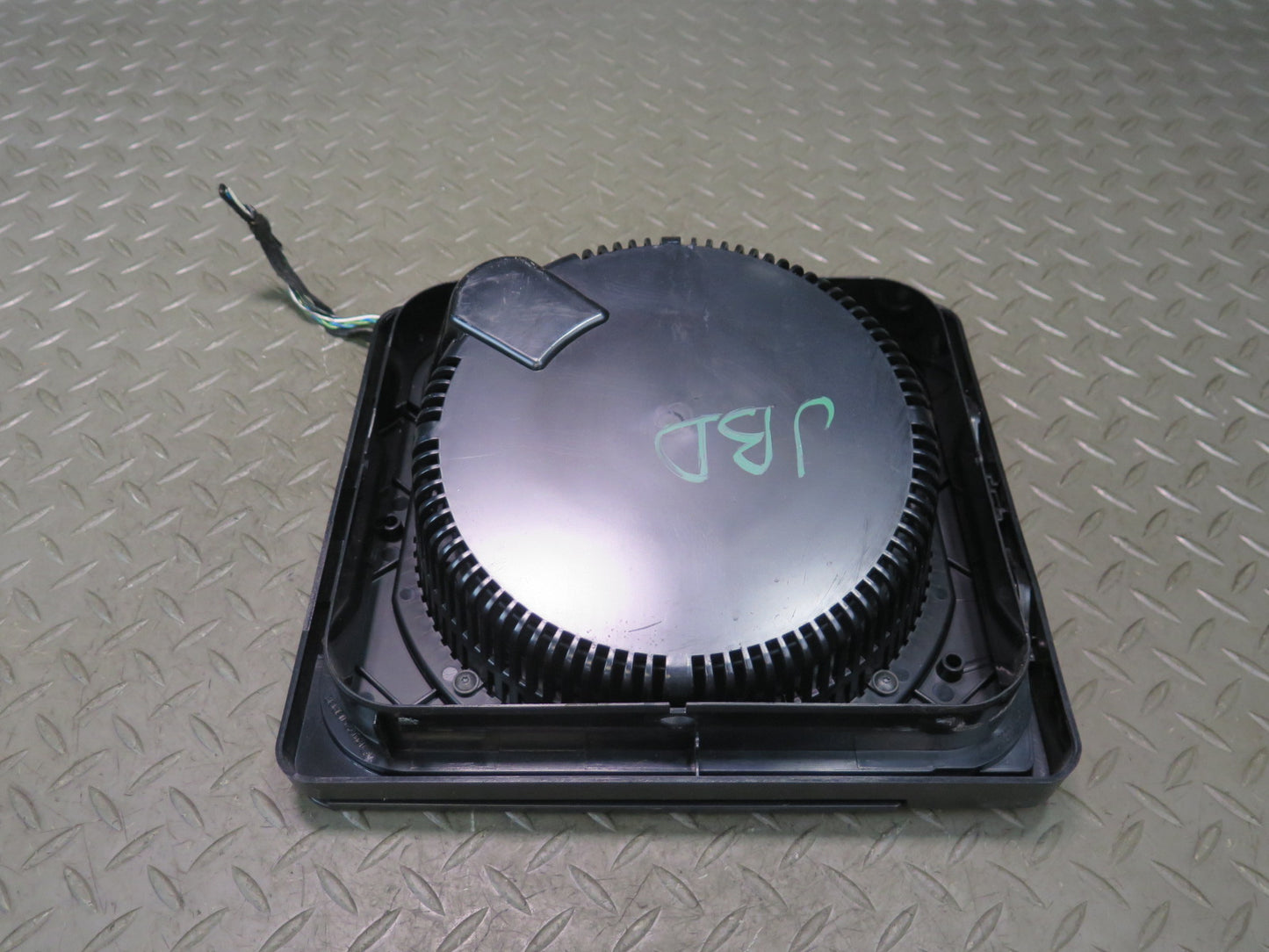 01-06 BMW E46 330ci Convertible Rear Subwoofer Speaker w Cover Black OEM