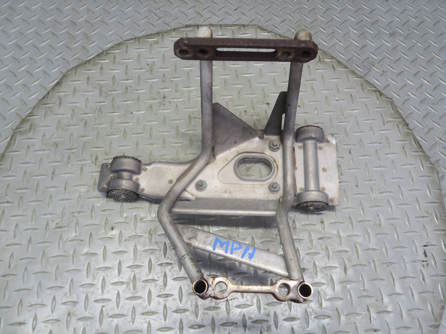 2002-2005 Porsche 911 Carrera 996 Right Side Muffler Support Bracket