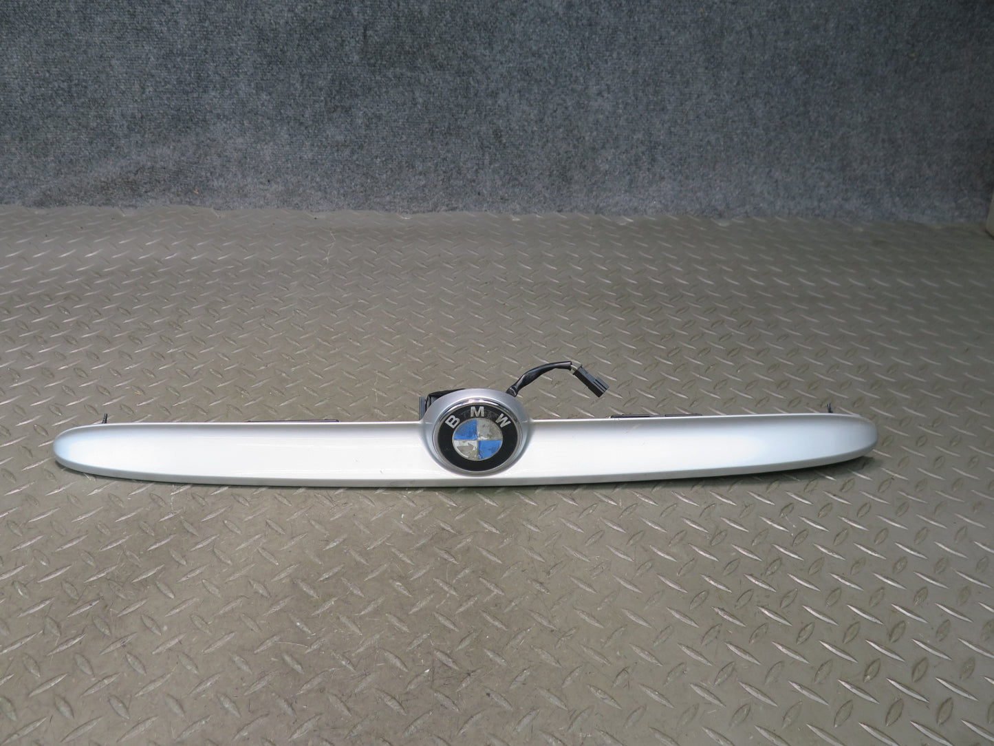01-06 BMW E46 330Ci Convertible Rear Trunk Lid Handle Trim Molding OEM