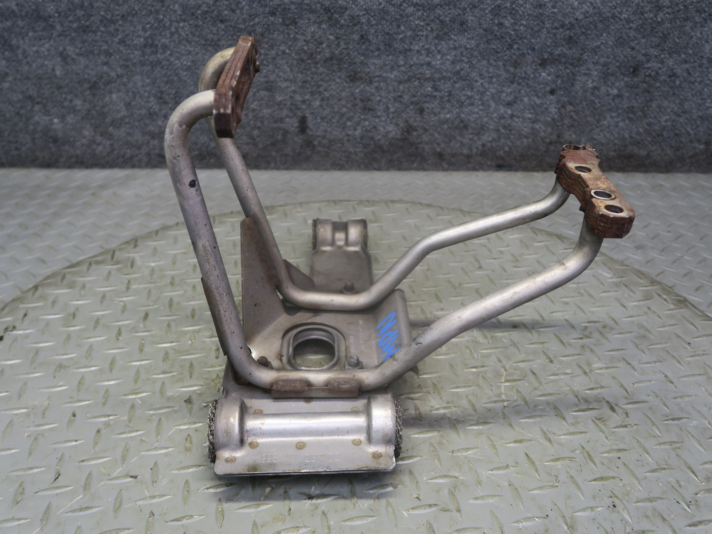 2002-2005 Porsche 911 Carrera 996 Left Side Muffler Support Bracket