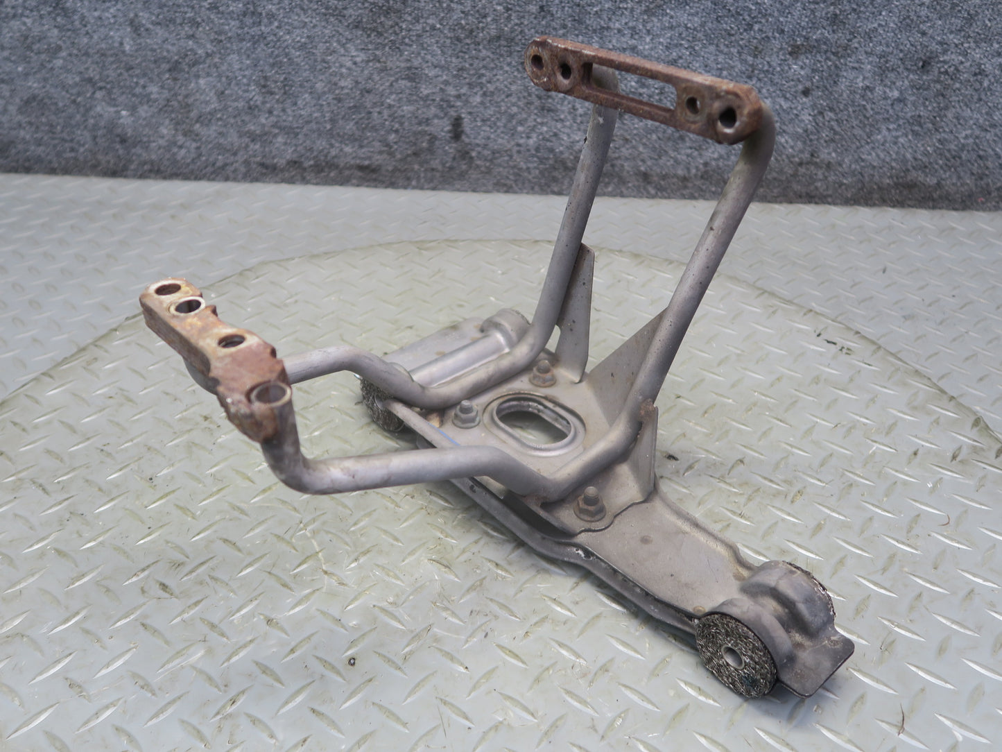 2002-2005 Porsche 911 Carrera 996 Left Side Muffler Support Bracket