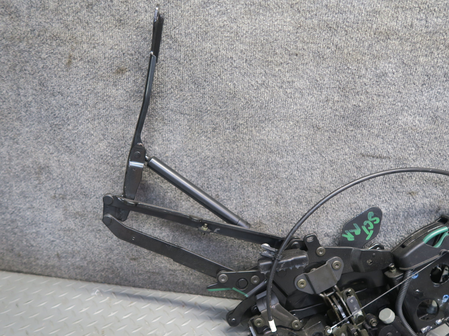 02-10 Lexus UZZ40L SC430 Set of 2 Rear Left & Right Trunk Hinge Black OEM