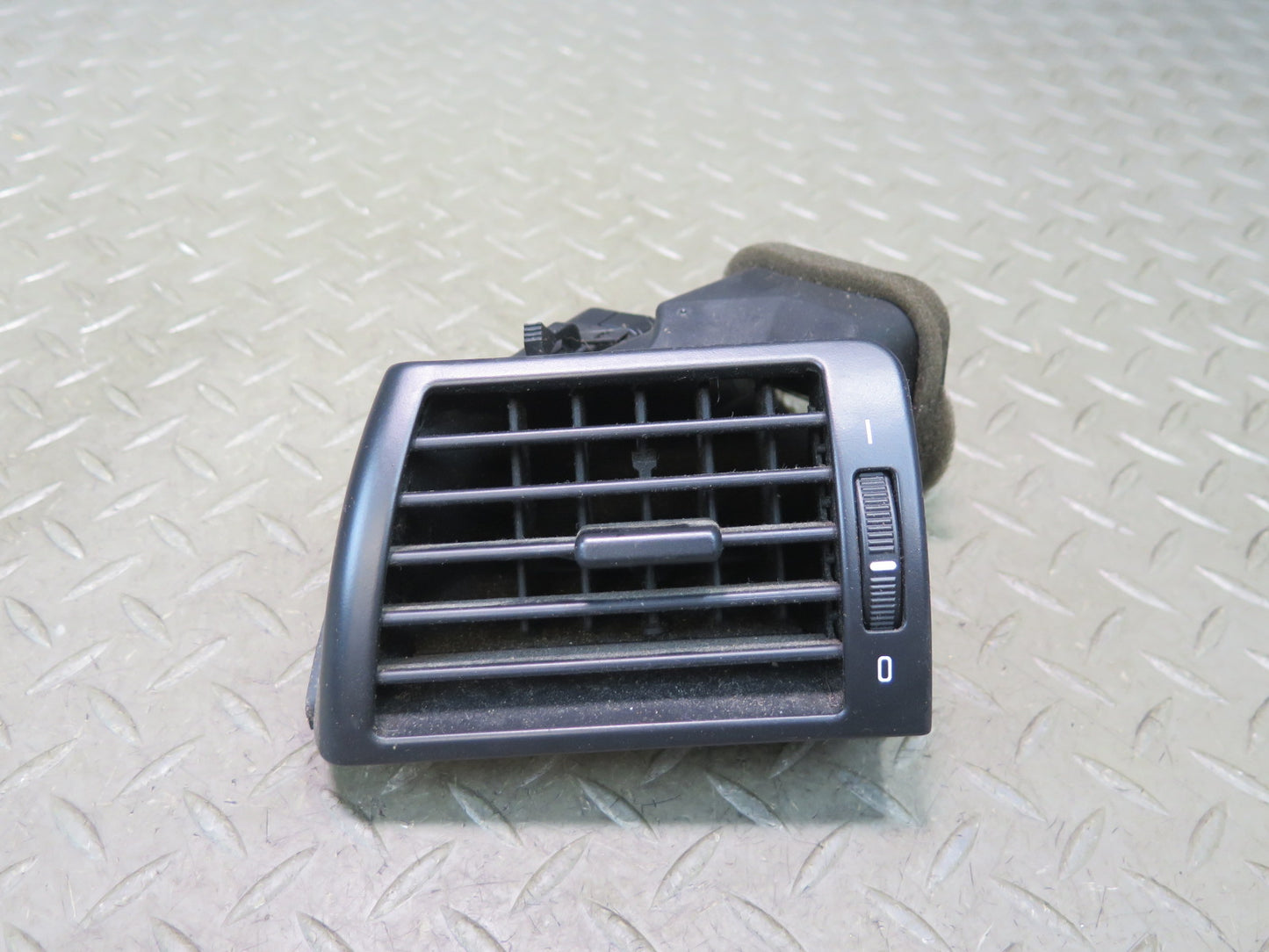 01-06 BMW E46 330ci Set of 3 Dash Front Left Center Right Air Vent Grille OEM