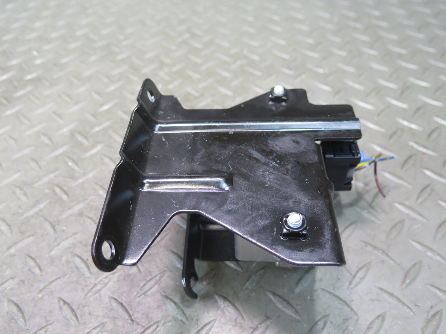 02-06 BMW E46 330ci YAW Turn Rate Acceleration Speed Sensor 6759412 OEM