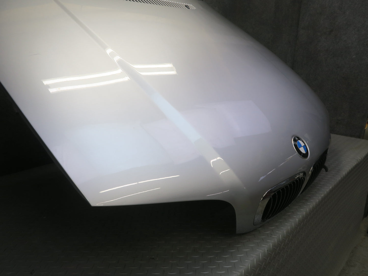01-03 BMW E46 330ci Coupe Convertible Front Hood Bonnet Shell Panel Silver OEM