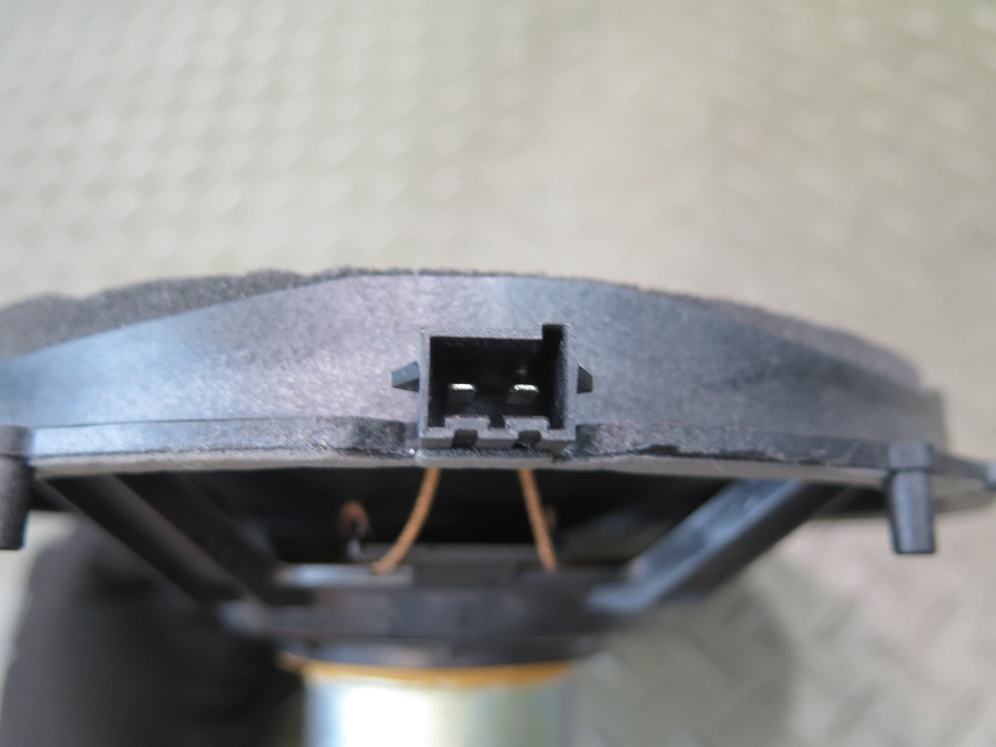 2016-2019 Tesla Model S 75D Front Right Pass Side Door Audio Speaker