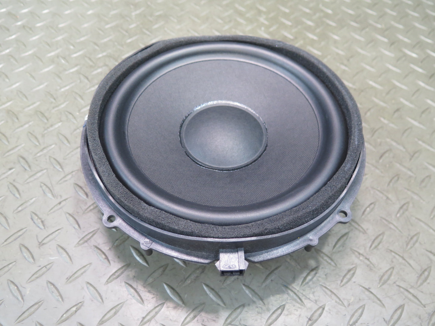 2016-2019 Tesla Model S 75D Front Right Pass Side Door Audio Speaker