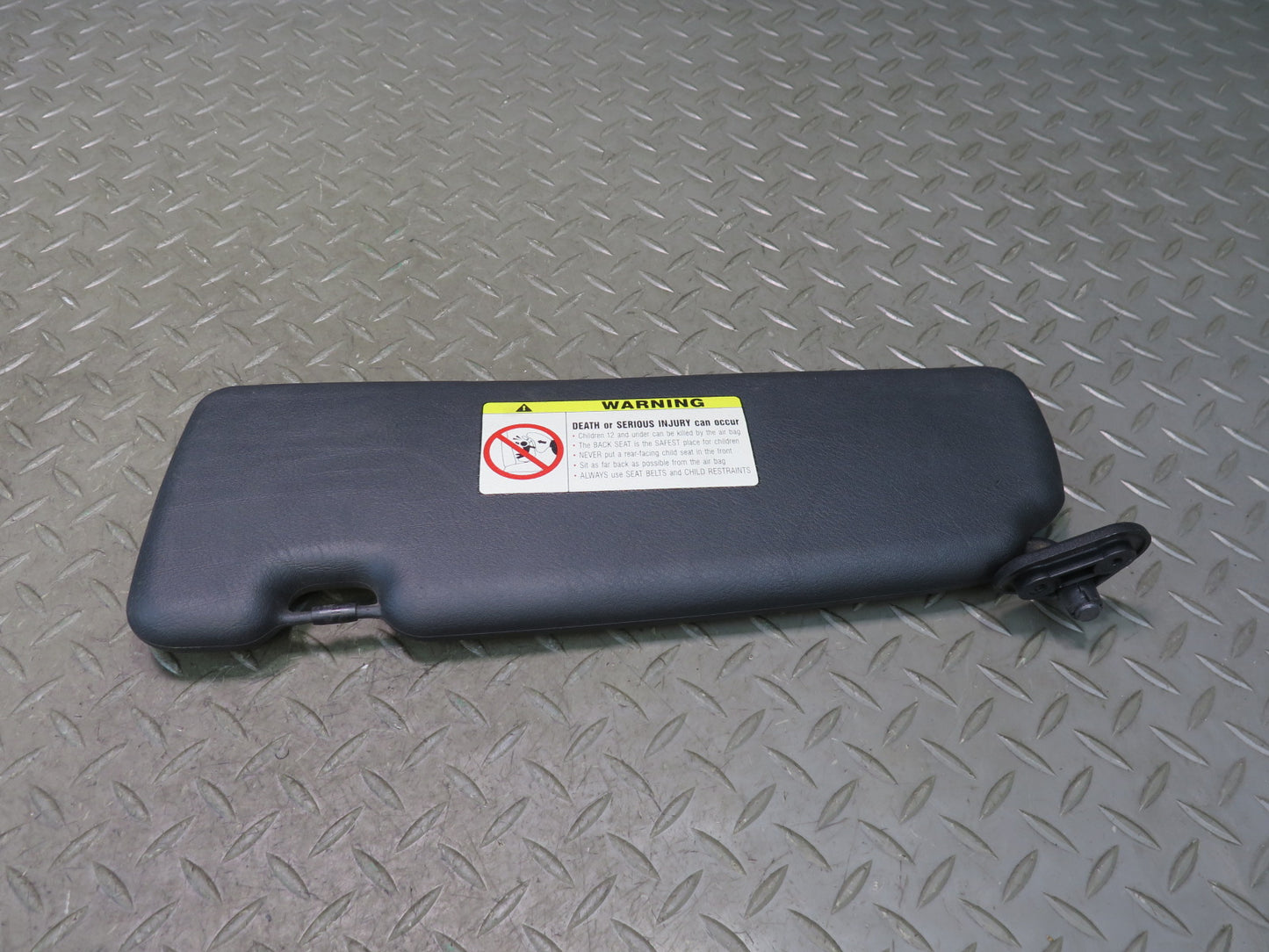 01-06 BMW E46 330ci Convertible Set of 2 Front Left & Right Sun Visor Black OEM