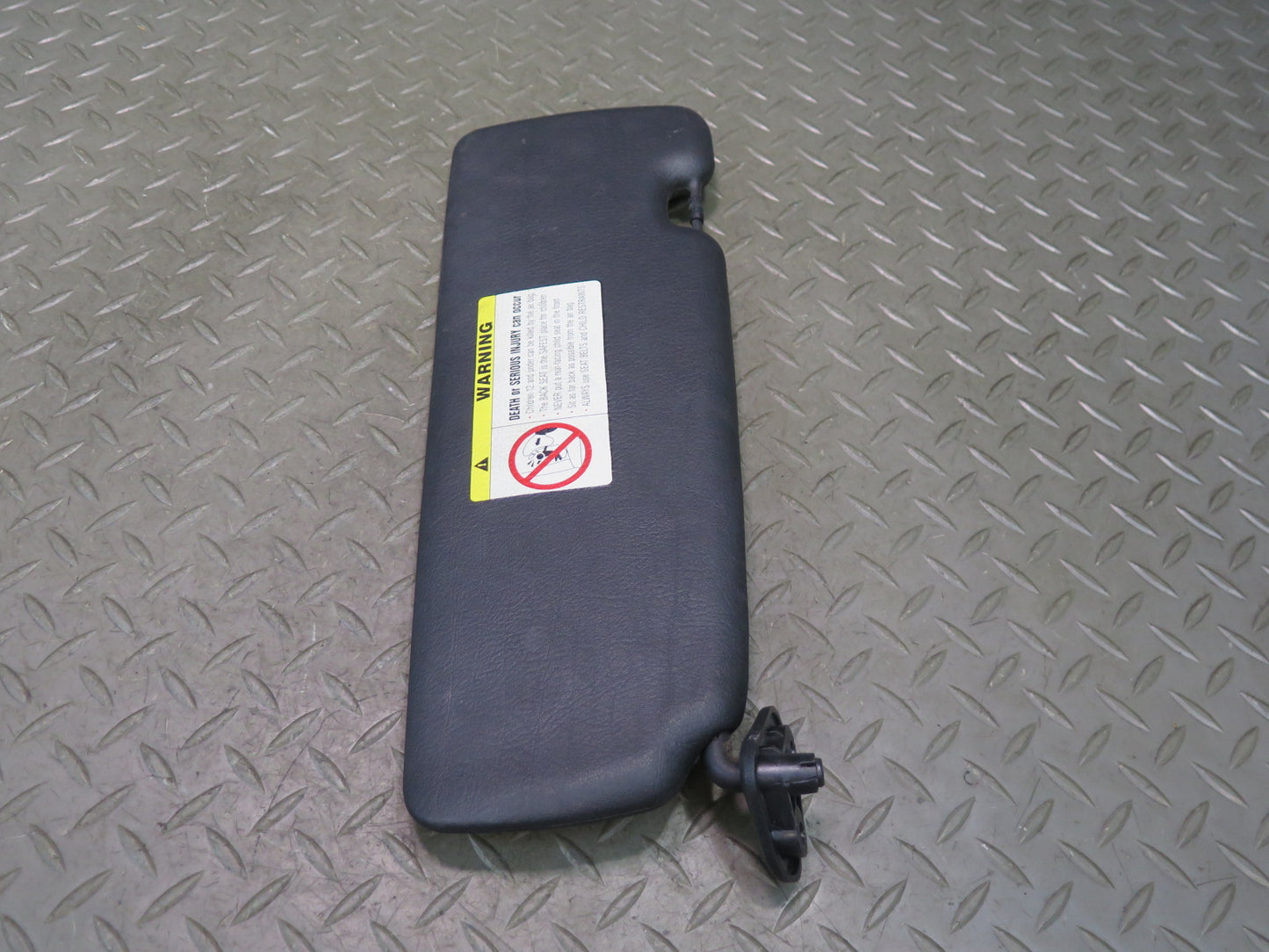 01-06 BMW E46 330ci Convertible Set of 2 Front Left & Right Sun Visor Black OEM