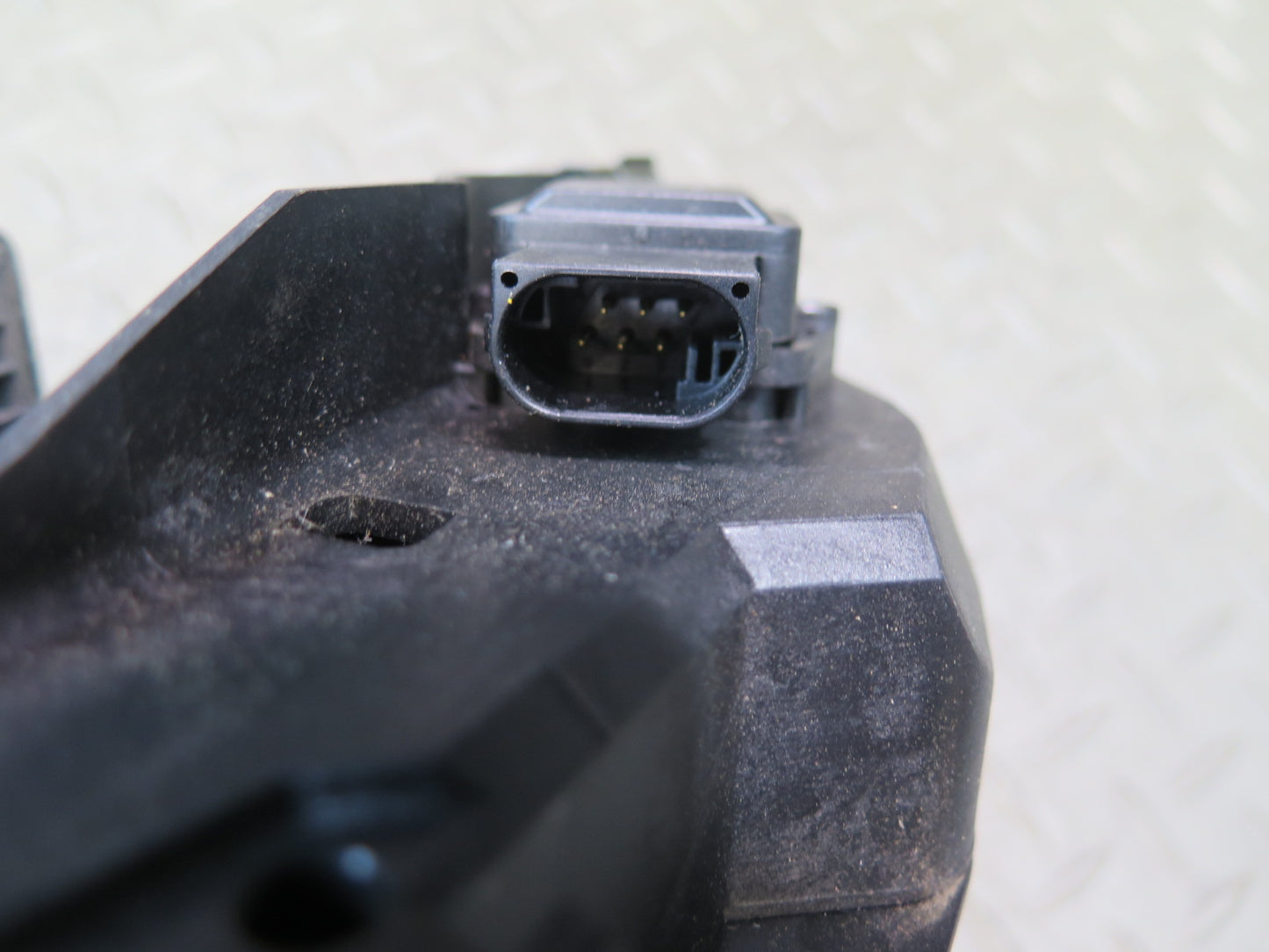 01-06 BMW E46 330ci A/T Gas Acceleration Pedal 6762480 OEM