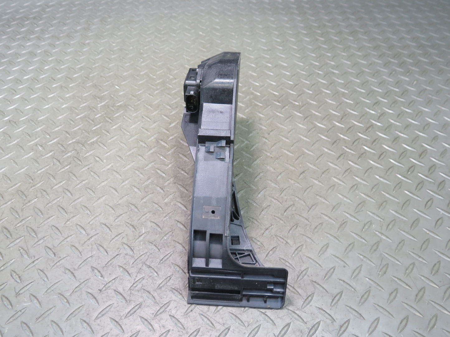 01-06 BMW E46 330ci A/T Gas Acceleration Pedal 6762480 OEM