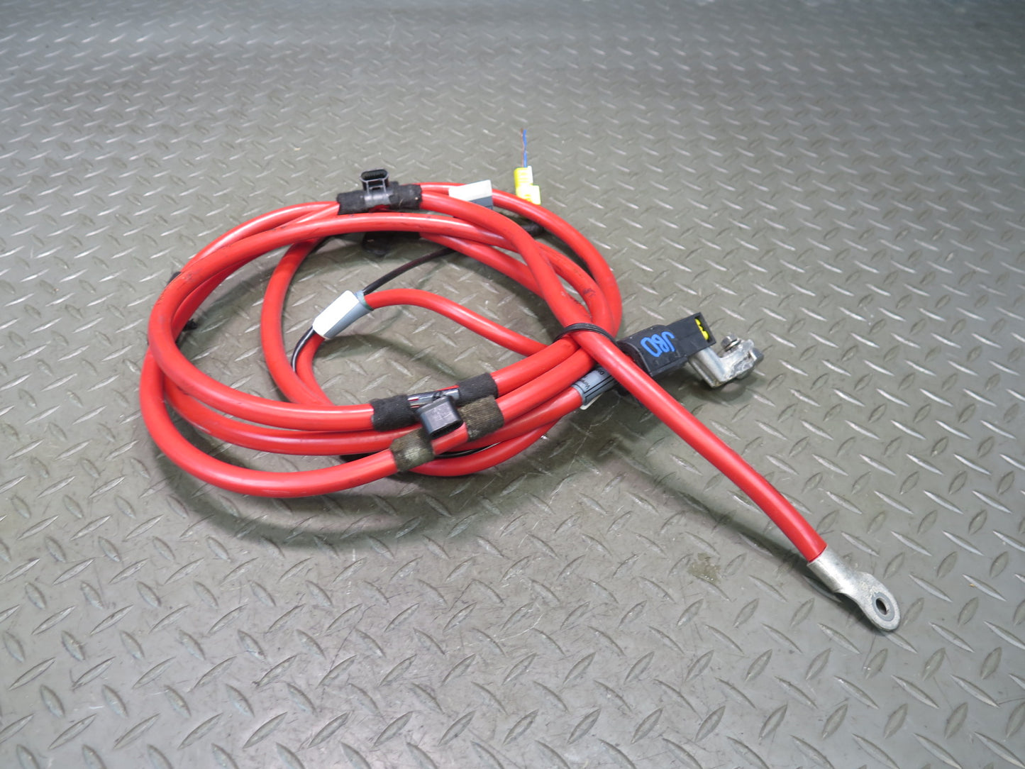 01-06 BMW E46 330ci M54 Convertible Plus Pole Positive Battery Cable OEM