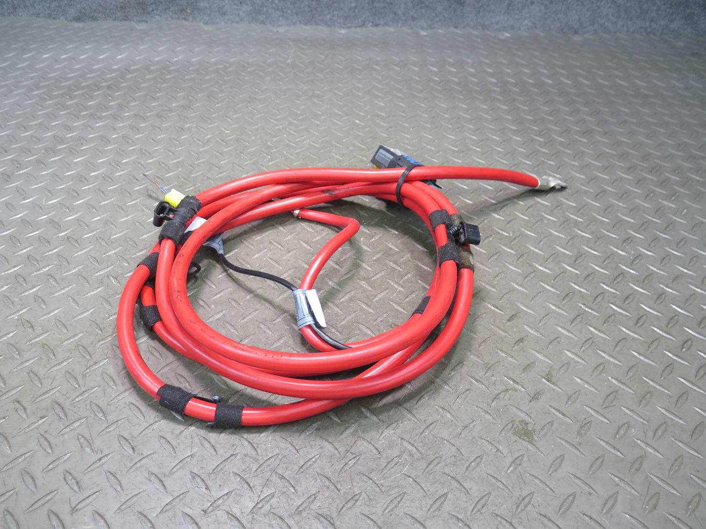 01-06 BMW E46 330ci M54 Convertible Plus Pole Positive Battery Cable OEM