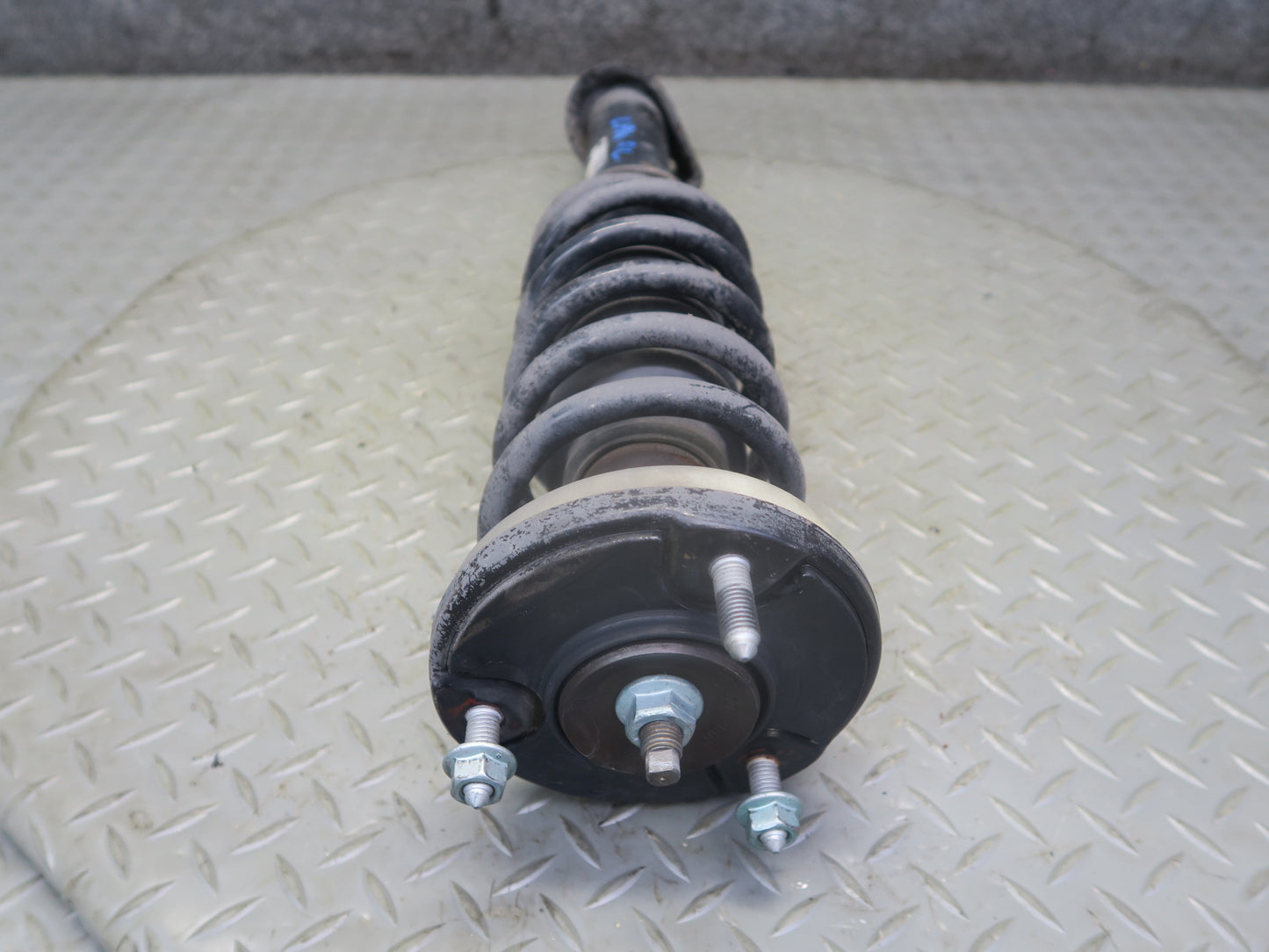 1999-2001 Porsche 911 996 Convertible RWD M/T Rear Strut Shock Absorber Set of 2