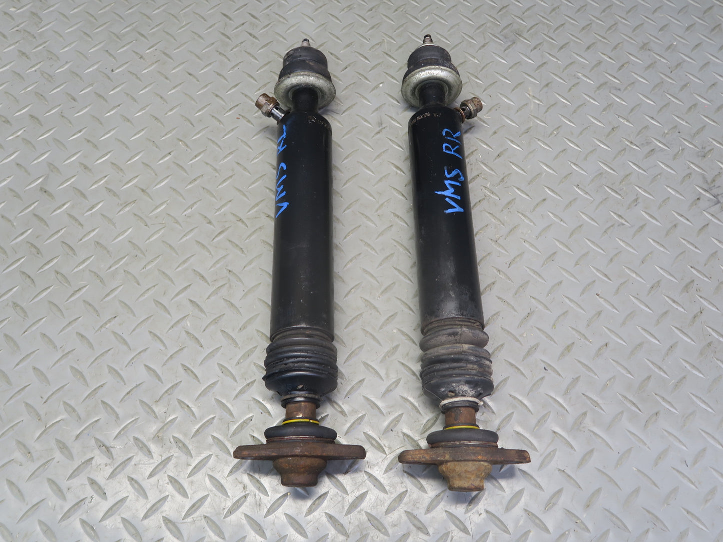 86-91 Mercedes W126 Rear Left & Right Hydraulic Strut Shock Absorber Set OEM