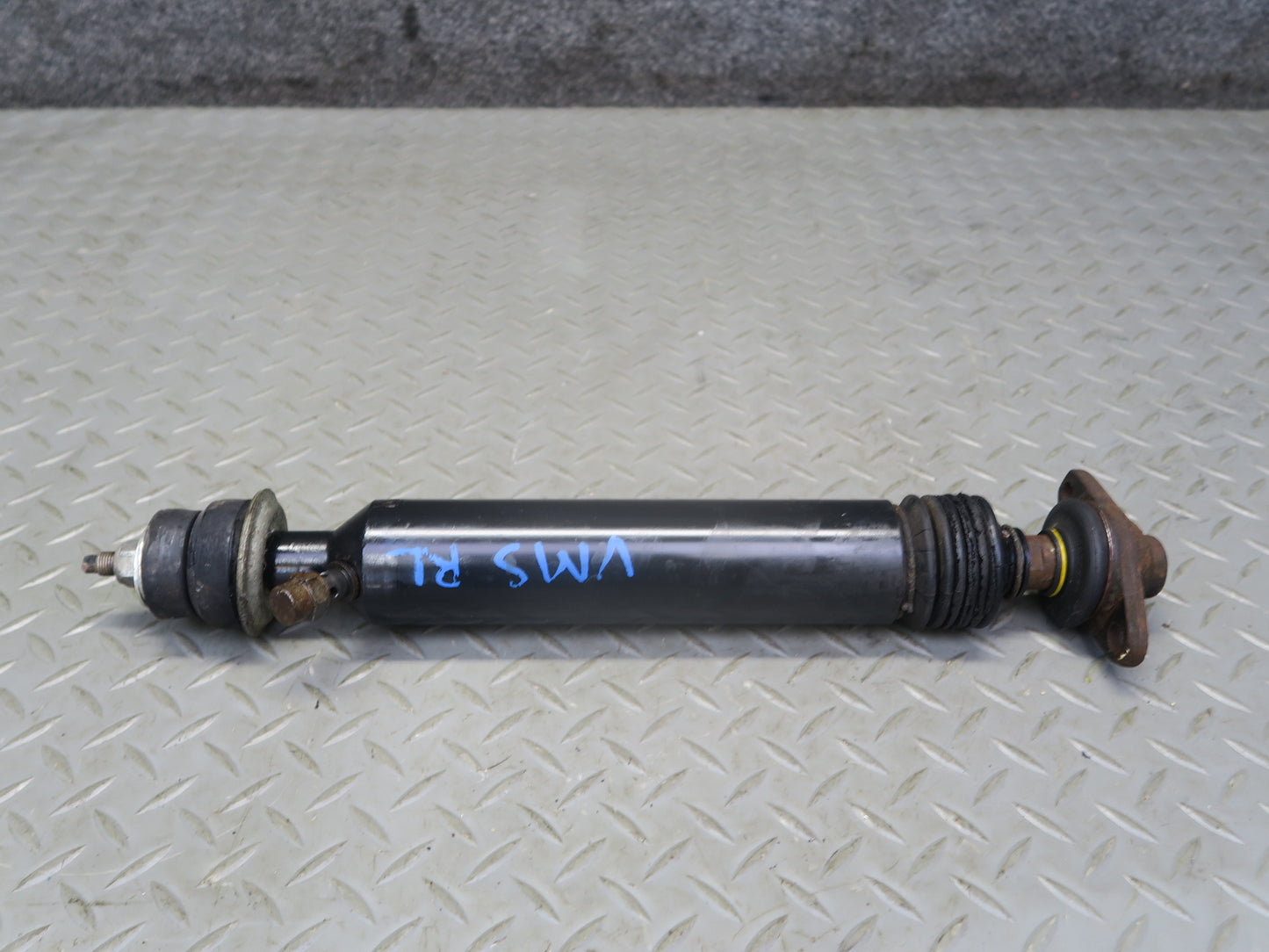 86-91 Mercedes W126 Rear Left & Right Hydraulic Strut Shock Absorber Set OEM