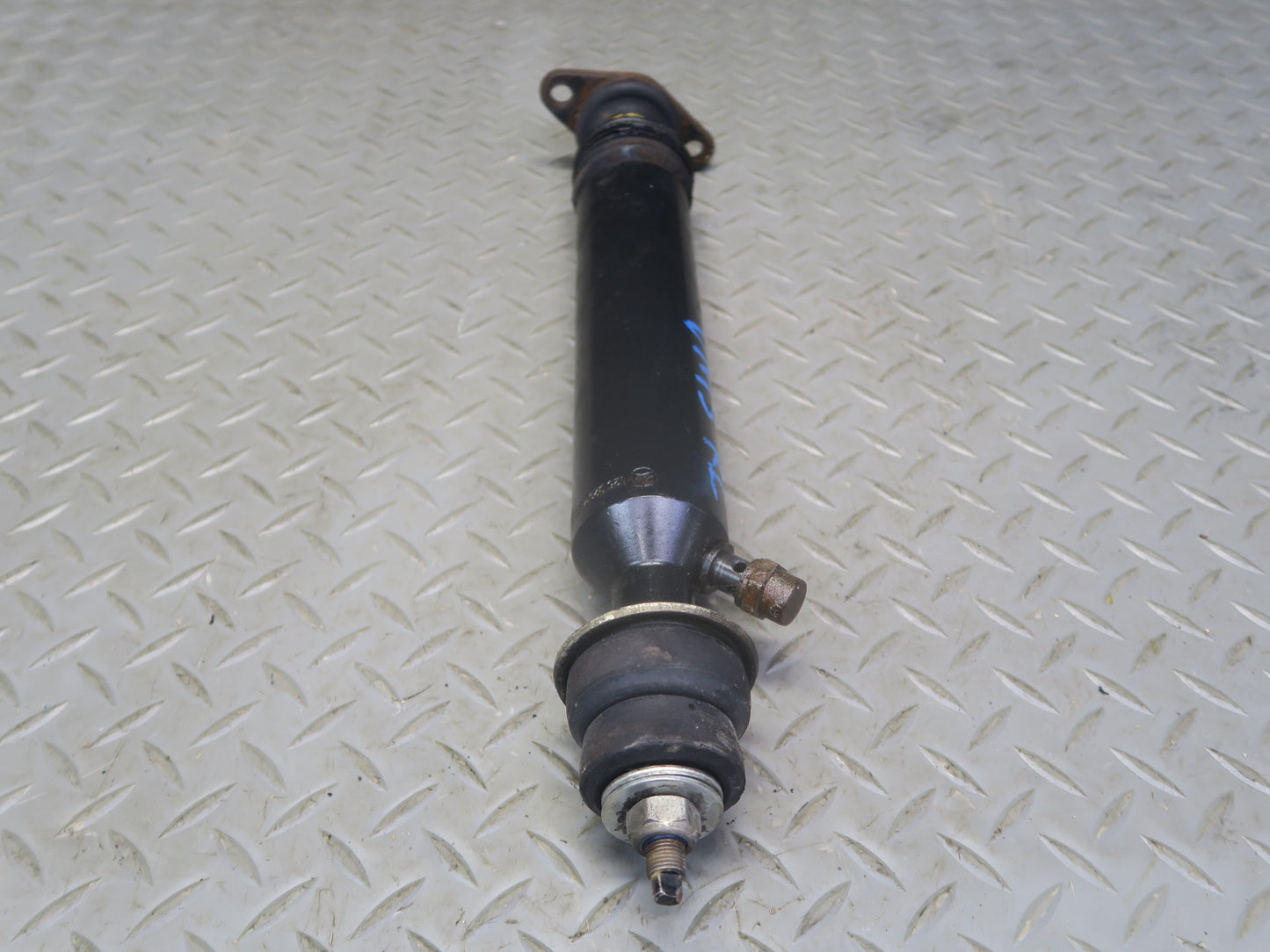 86-91 Mercedes W126 Rear Left & Right Hydraulic Strut Shock Absorber Set OEM