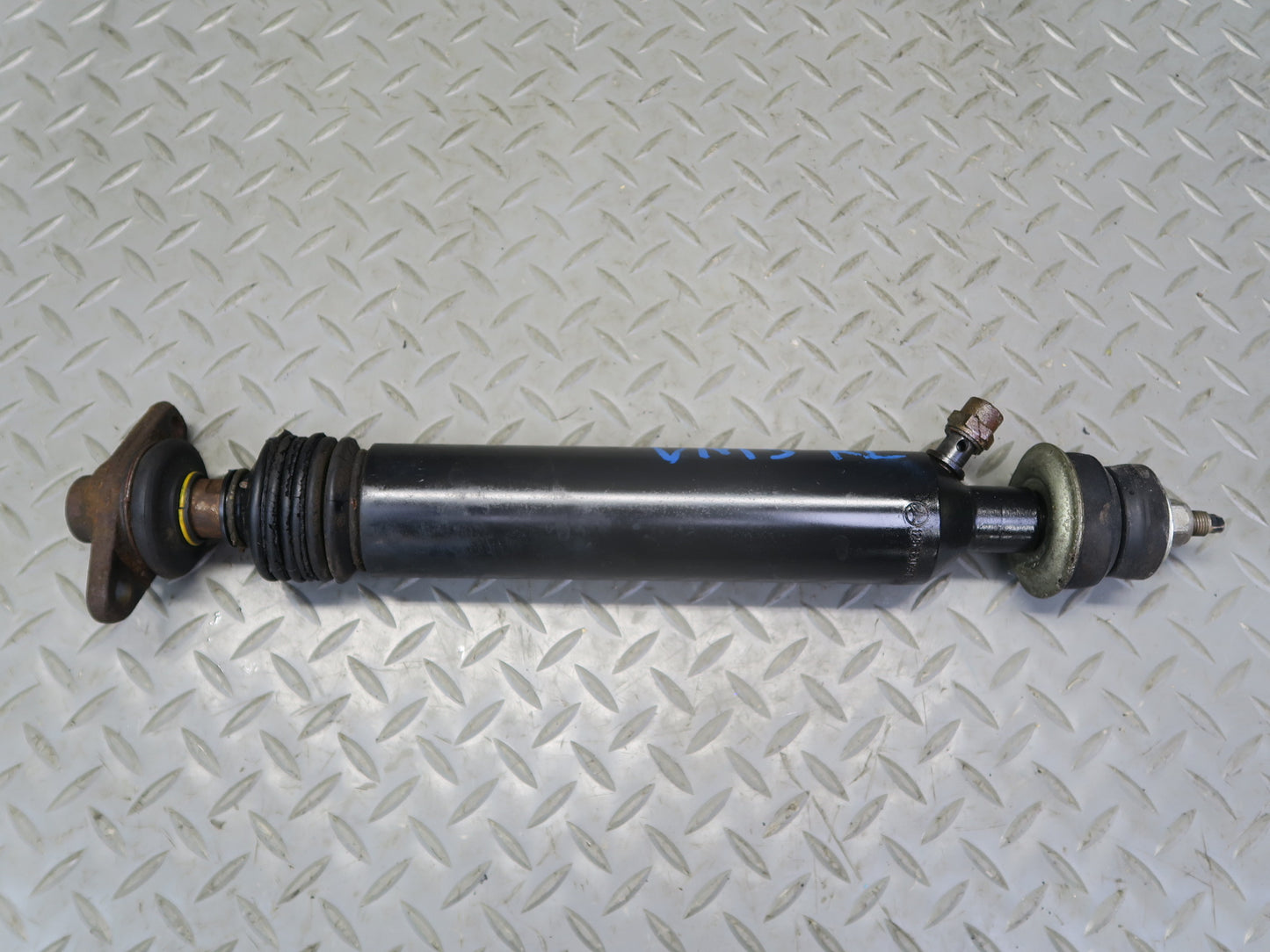86-91 Mercedes W126 Rear Left & Right Hydraulic Strut Shock Absorber Set OEM