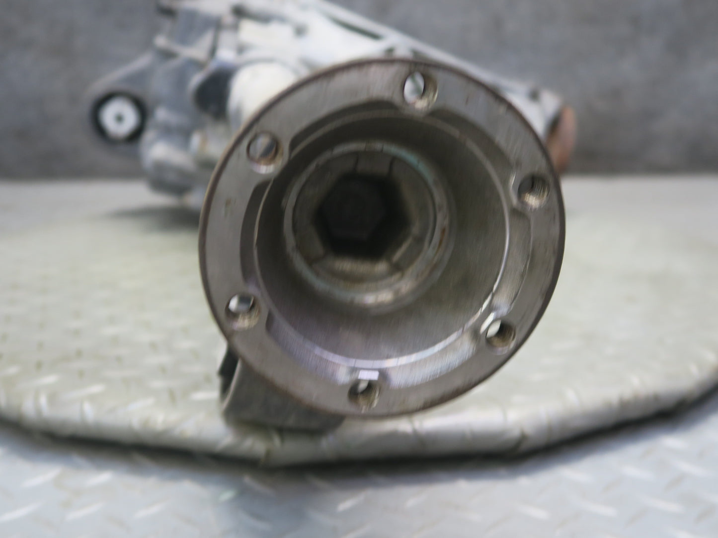 03-06 Porsche Cayenne 955 Turbo Front Axle Differential Carrier 3.7 Ratio OEM