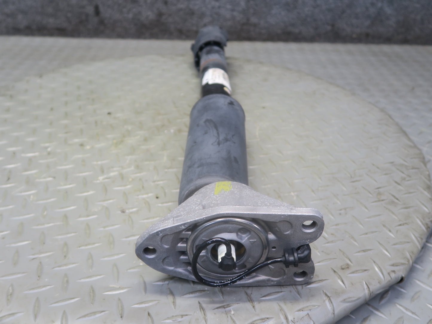16-24 Mini Cooper S F57 Convertible Set of 2 Rear VDC Strut Shock Absorber OEM