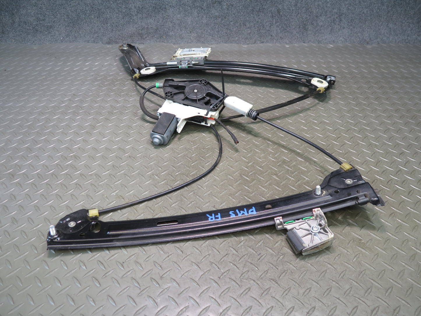 10-16 Audi A5 S5 RS5 Convert Right Passenger Door Window Regulator w Motor OEM