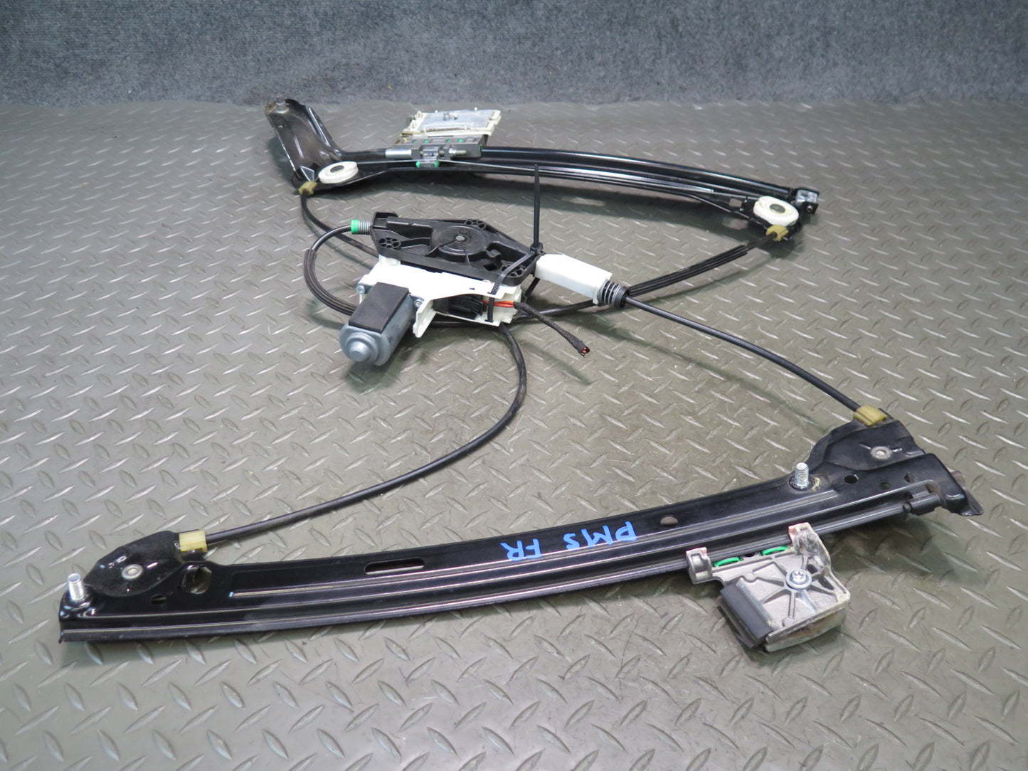 10-16 Audi A5 S5 RS5 Convert Right Passenger Door Window Regulator w Motor OEM